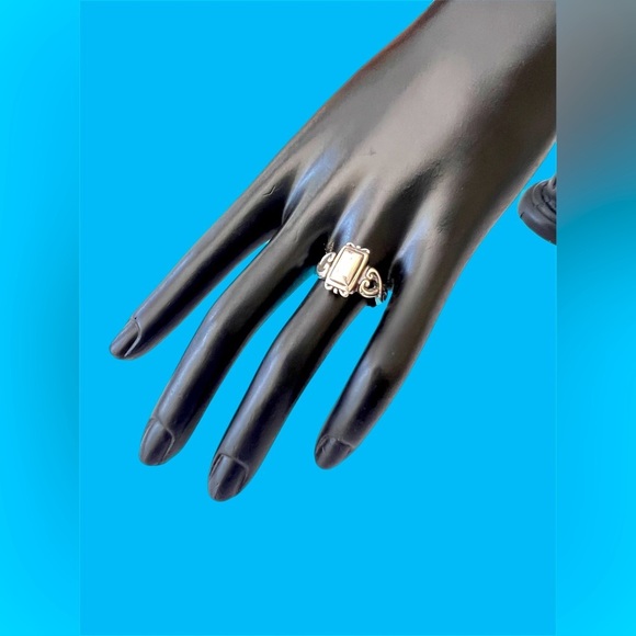 Brighton Sterling Silver Rectangle with Side Hearts Ring Size 8 NWT - Picture 2 of 6